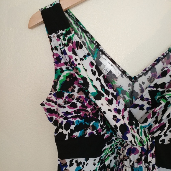 262.  London Style dress - Size 6 - Picture 7 of 8